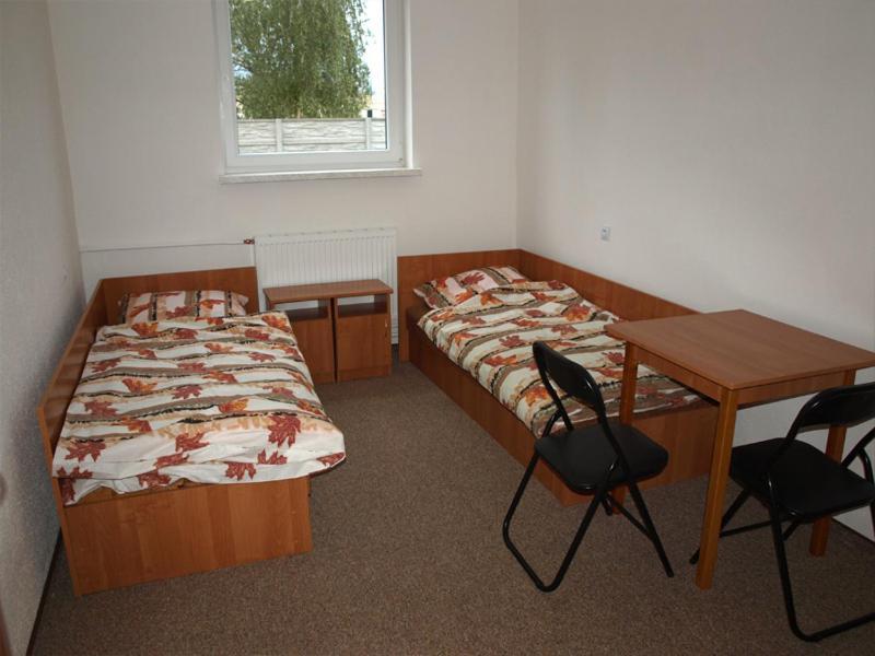 Hostel Hutnik Ostrowiec Świętokrzyski Esterno foto